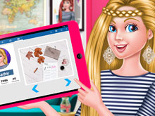 Barbie Flatlay Expert