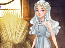 Dragon Queen Dress Up