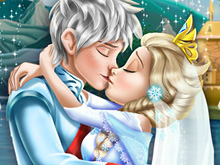 Elsa Wedding Kiss