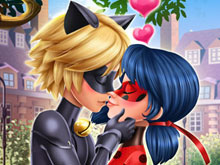 Ladybug Miraculous Kiss