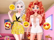 Princesses Get Ready with Me!